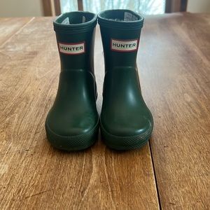 Size 5 baby hunter boots